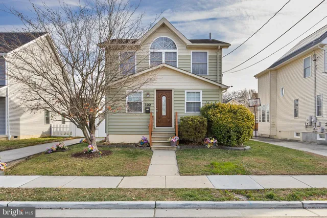 $435,000 | 302 Austin Avenue, Barrington, NJ 08007
