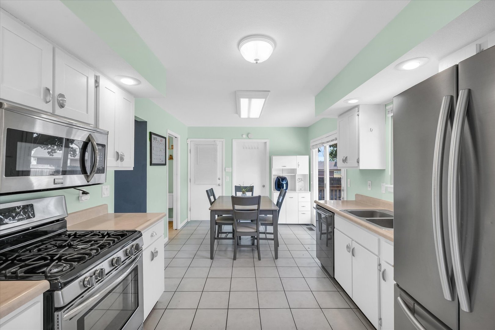 2613 Rachel Road Champaign, IL 61822 - Photo 13 of 43 Gallery Image 13