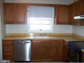 8 Acorn Road Manahawkin, NJ 08050 - Photo 8 of 16