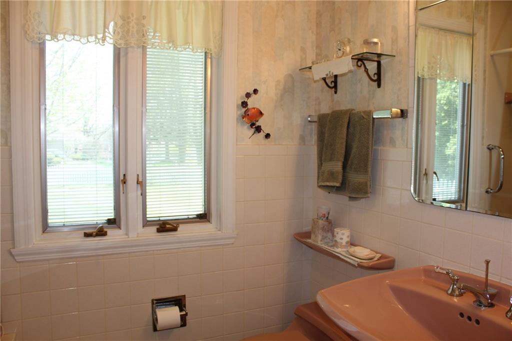 2795 Tuscarawas Road Beaver, PA 15009 - Photo 14 of 24