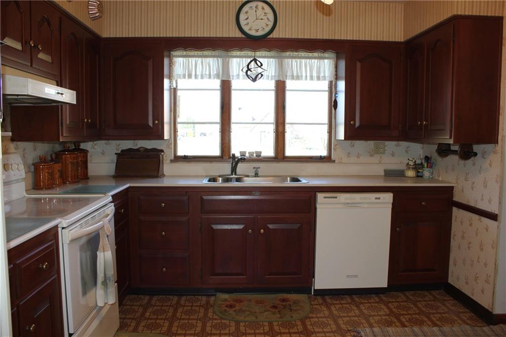 2795 Tuscarawas Road Beaver, PA 15009 - Photo 5 of 24