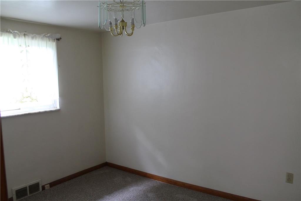104 KIngs Road Braddock Hills, PA 15221 - Photo 12 of 23 Dining room.