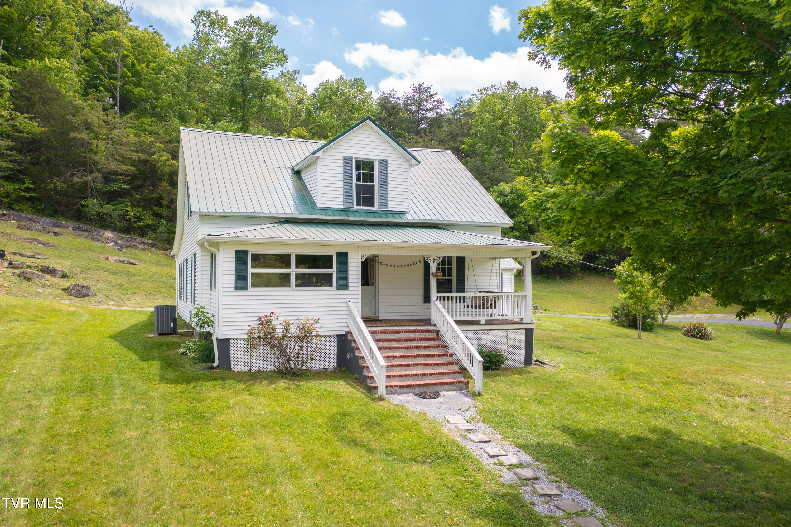 110 Charles Smith Road Watauga, TN 37694 - Photo 1 of 66 Charles Smith Rd