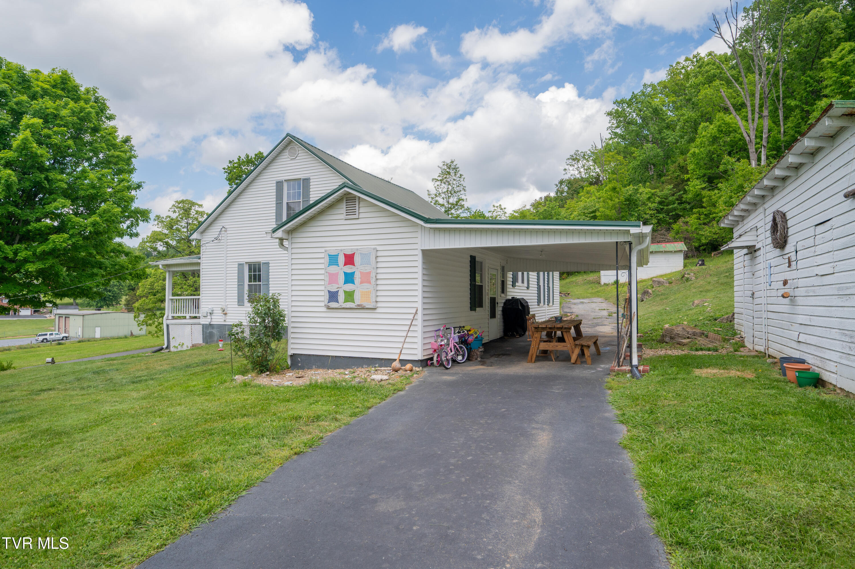 110 Charles Smith Road Watauga, TN 37694 - Photo 48 of 66 Charles Smith Rd-56