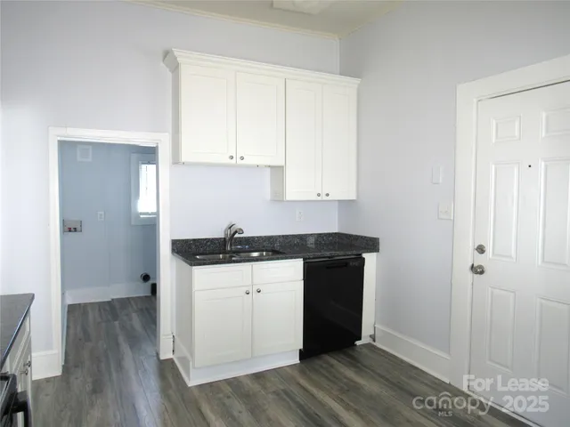 $1,400 | 220 Arlington Street, Forest City, NC 28043