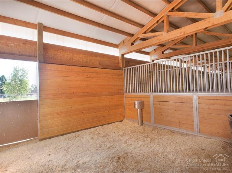 62250 Dodds Road Bend, OR 97701 - Photo 18 of 24 Additional Photo