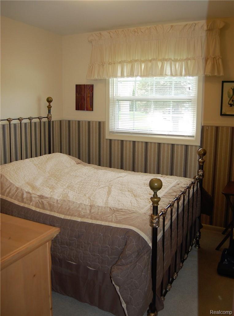 5425 South Genesee Road Grand Blanc, MI 48439 - Photo 28 of 36 Bedroom 3.JPG
