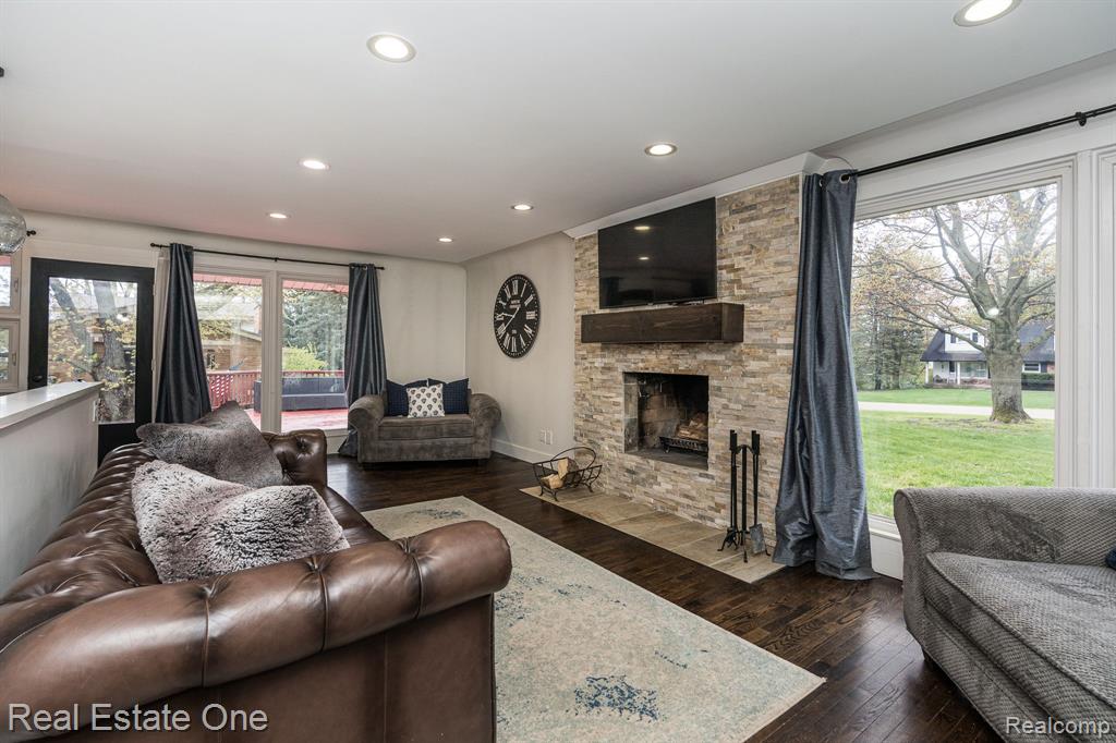 1124 Stellma Lane Rochester Hills, MI 48309 - Photo 18 of 44