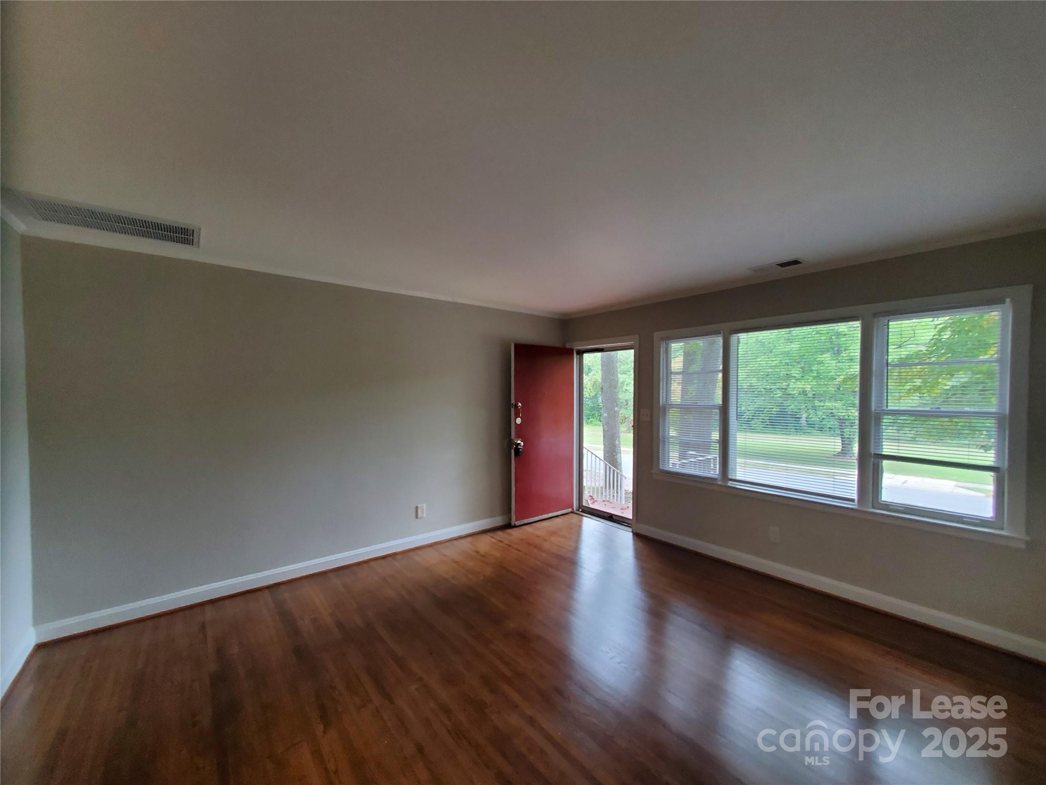 3818 Winfield Drive Charlotte, NC 28205 - Photo 3 of 12