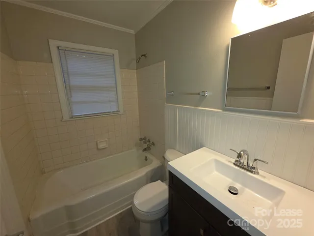 $1,199 | 3818 Winfield Drive, Charlotte, NC 28205