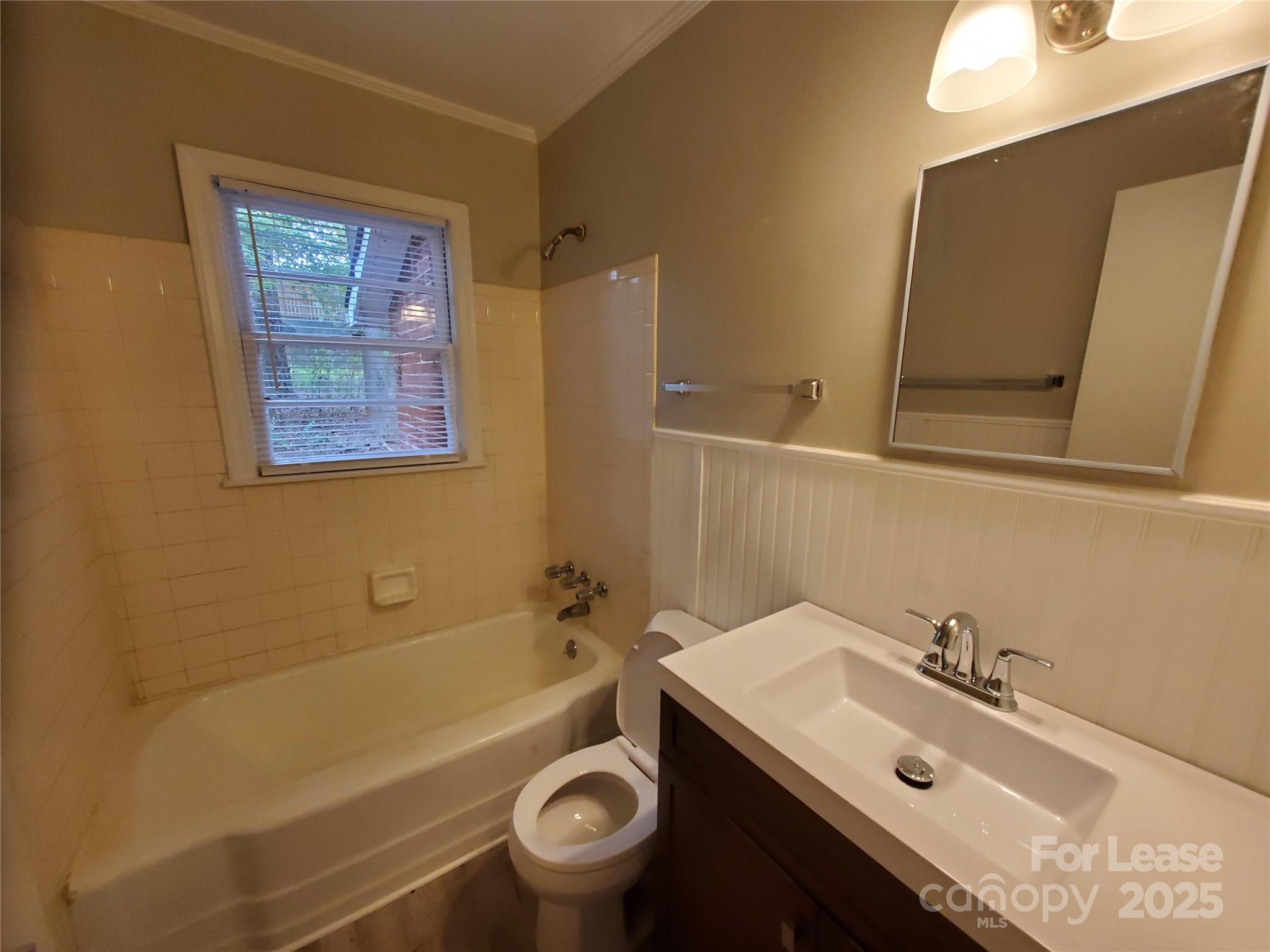 3818 Winfield Drive Charlotte, NC 28205 - Photo 10 of 12