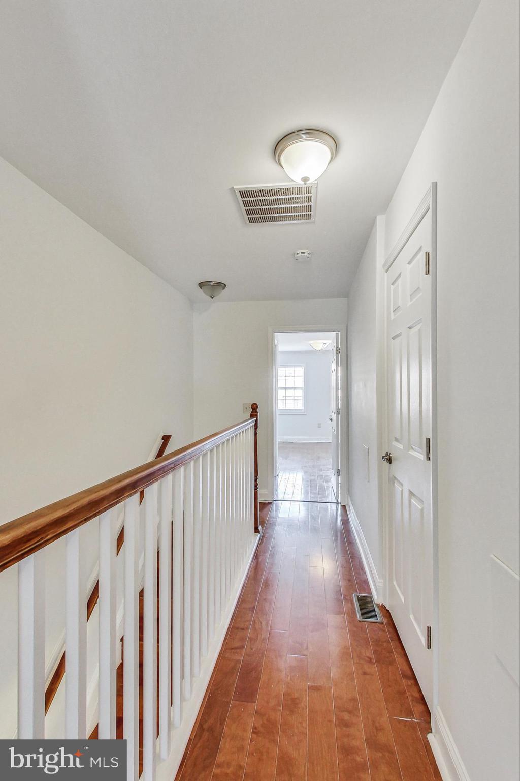 312 South Regester Street Baltimore, MD 21231 - Photo 28 of 48 Third level hall