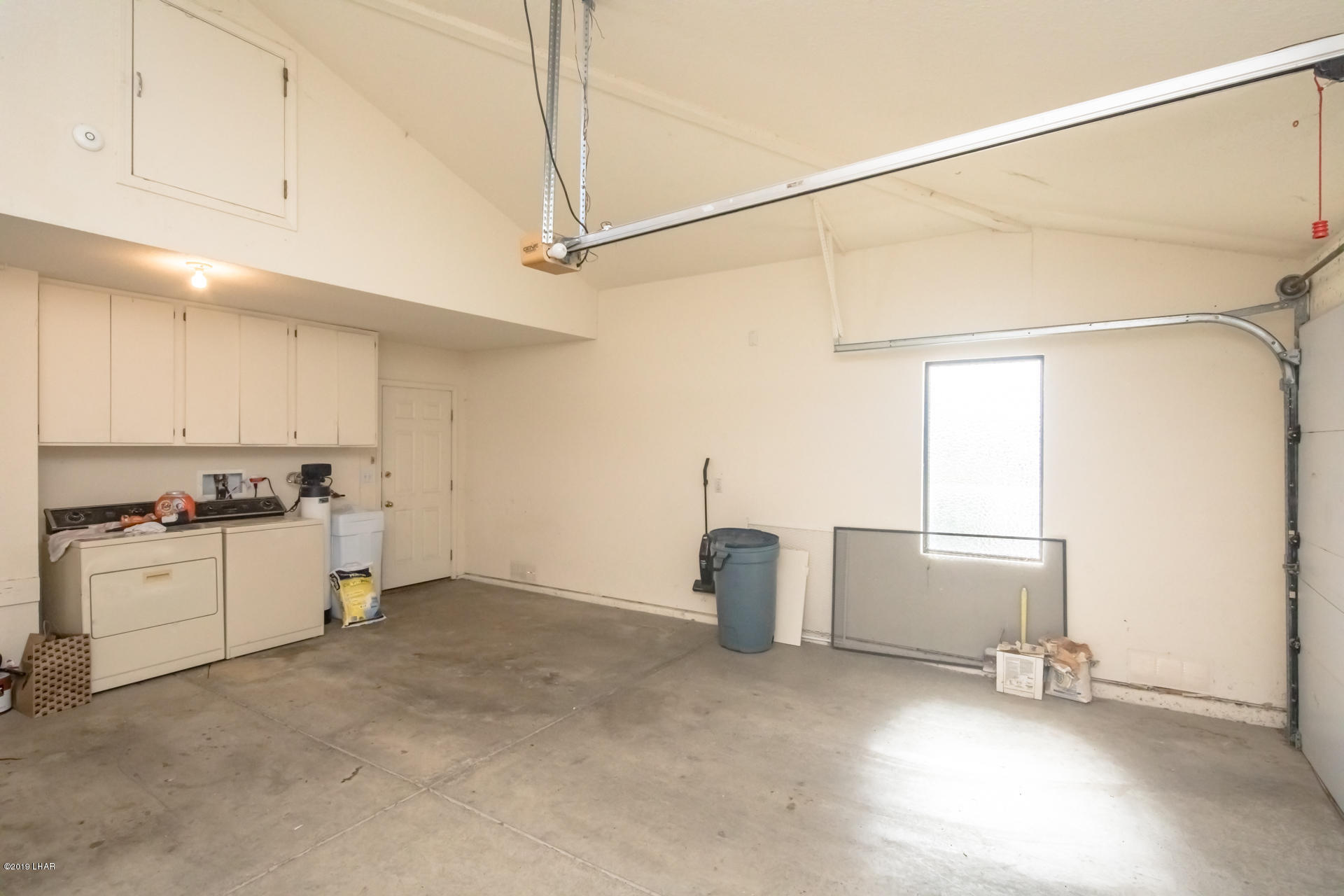 375 London Bridge Road, Unit 65 Lake Havasu City, AZ 86403 - Photo 24 of 35 Washer and Dryer in Garage