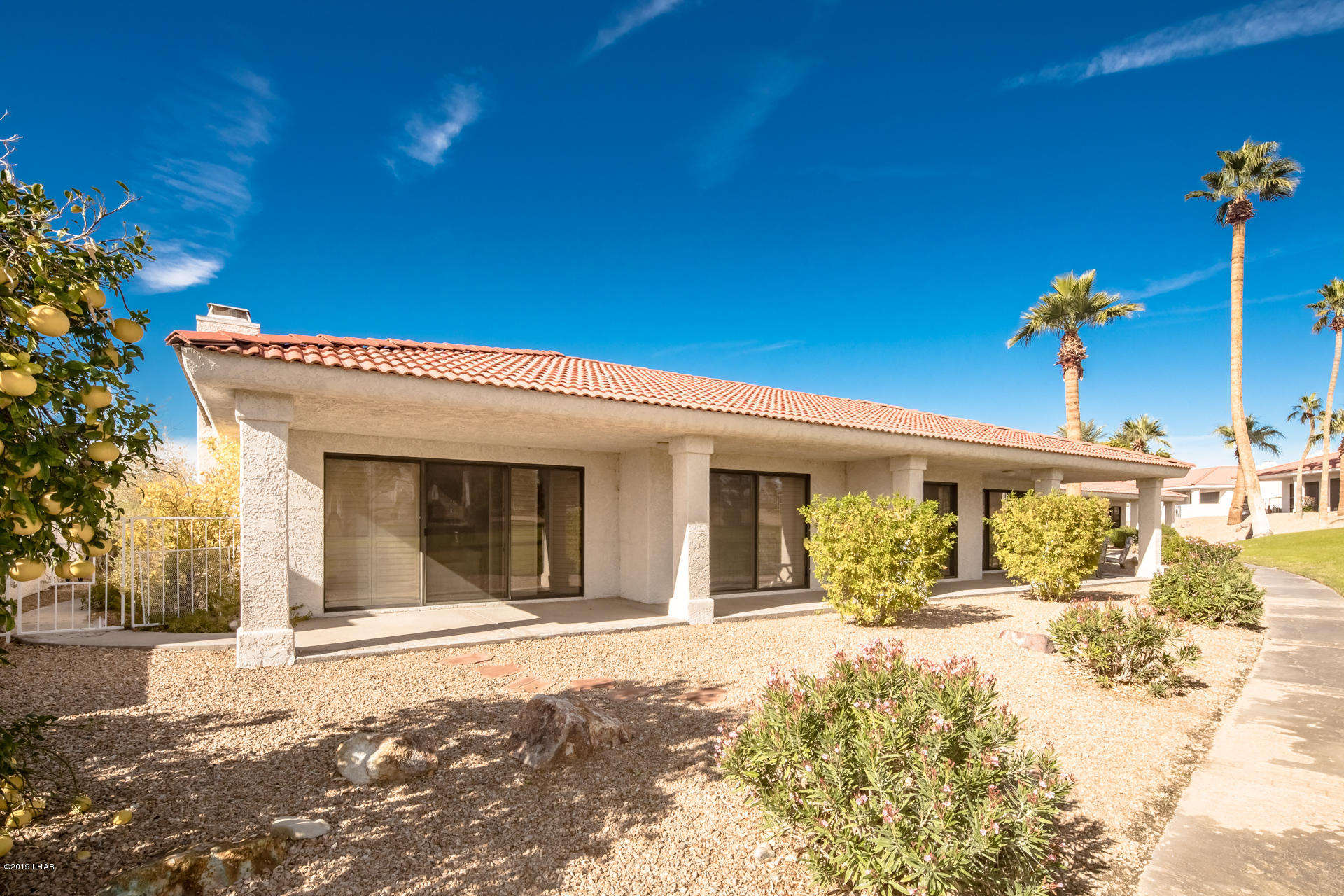 375 London Bridge Road, Unit 65 Lake Havasu City, AZ 86403 - Photo 27 of 35 Nicely maintained yards