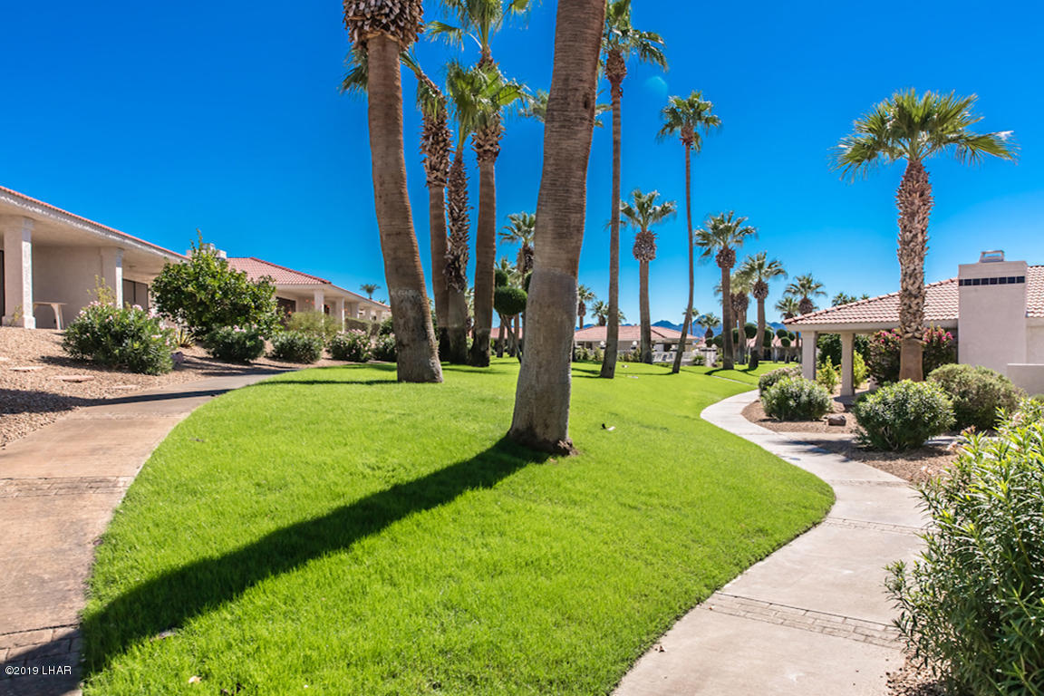 375 London Bridge Road, Unit 65 Lake Havasu City, AZ 86403 - Photo 28 of 35 Beautiful Grounds