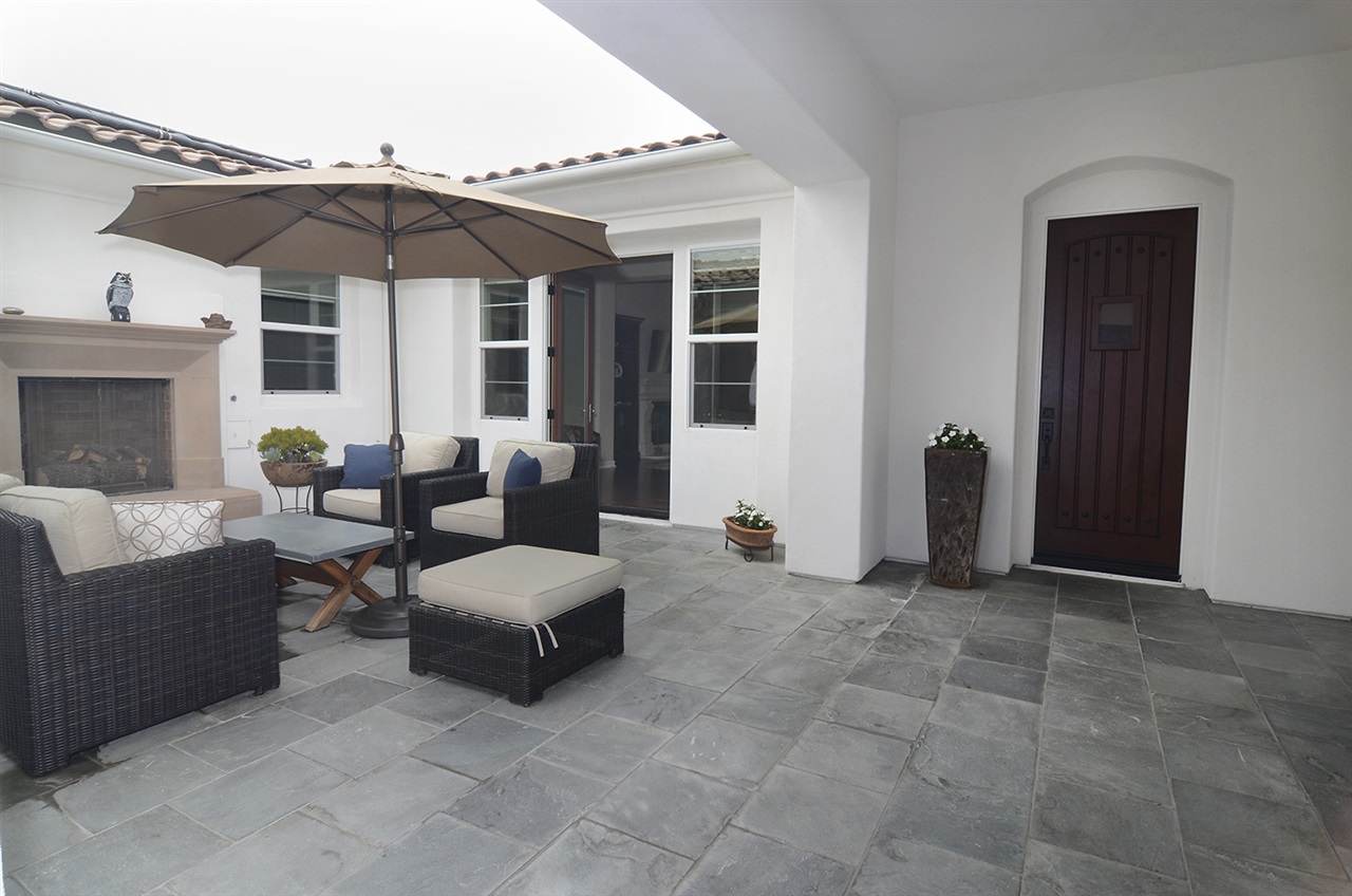 927 Bluejack Road Encinitas, CA 92024 - Photo 2 of 25 Gallery Image 2