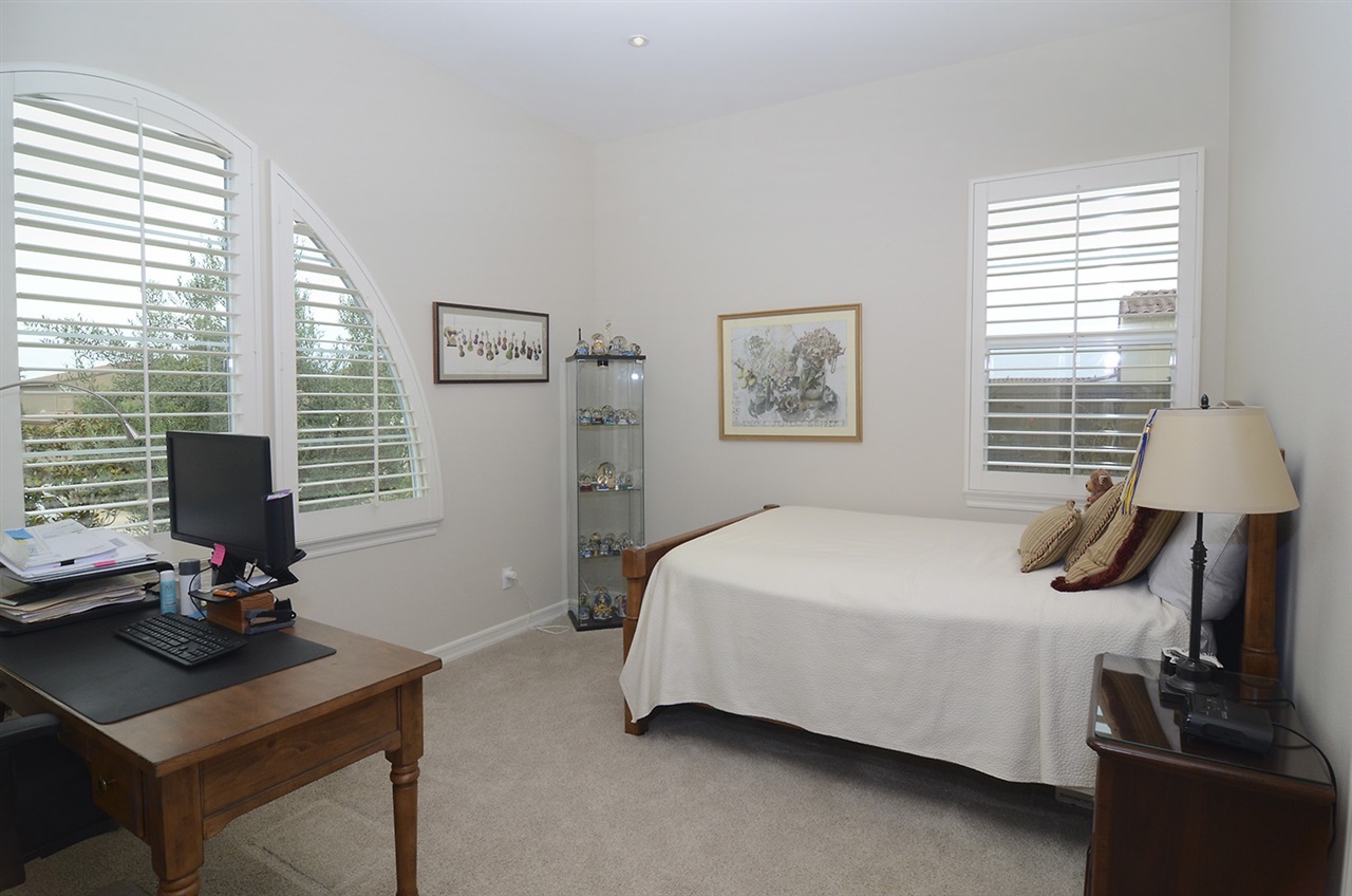 927 Bluejack Road Encinitas, CA 92024 - Photo 15 of 25 Gallery Image 15
