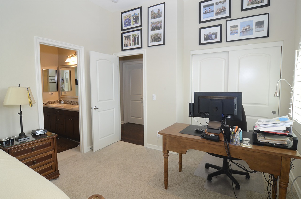 927 Bluejack Road Encinitas, CA 92024 - Photo 16 of 25 Gallery Image 16