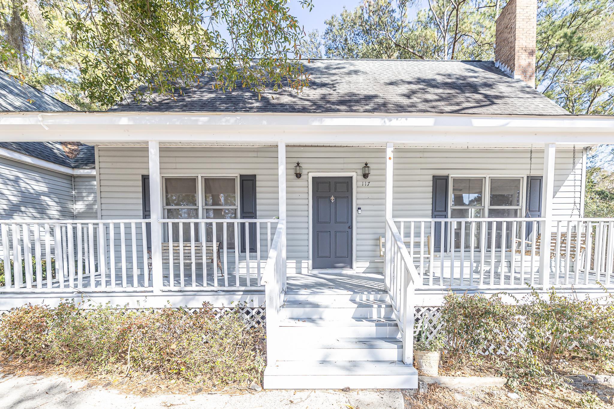 117 George Washington Trail Georgetown, SC 29440 - Photo 5 of 30 View of front of home featuring a porch