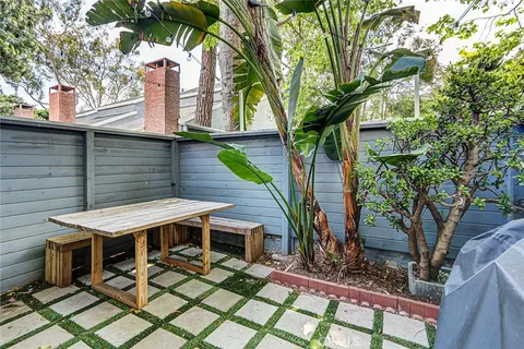 $1,199,000 | 1917 Nelson Avenue, Unit E, Redondo Beach, CA 90278