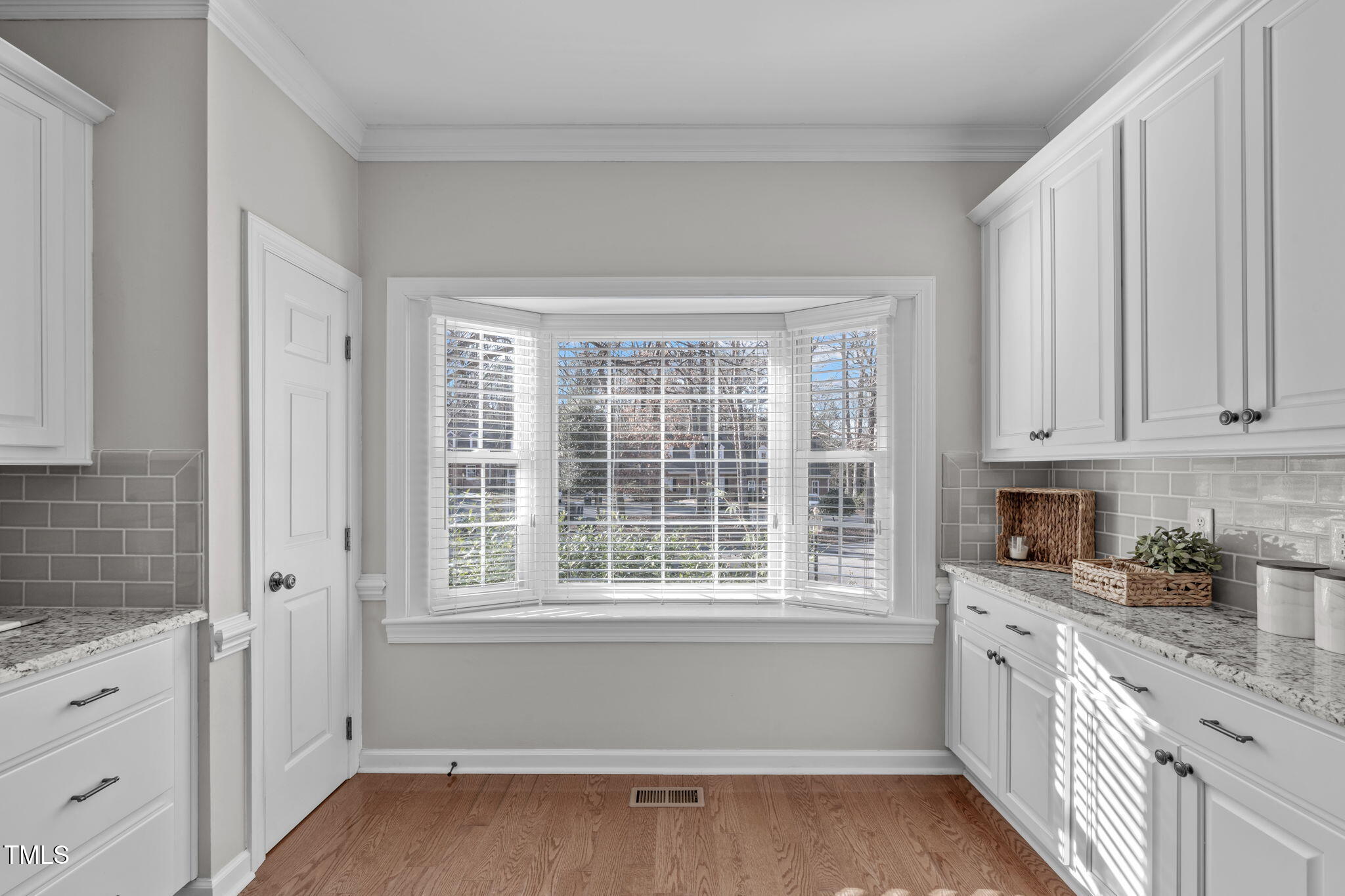 746 Weathergreen Drive Raleigh, NC 27615 - Photo 7 of 24 Kitchen