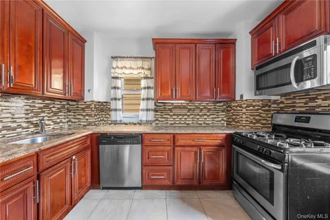 $789,000 | 89-13 85th Street | Woodhaven