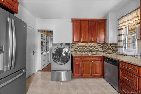 $789,000 | 89-13 85th Street | Woodhaven