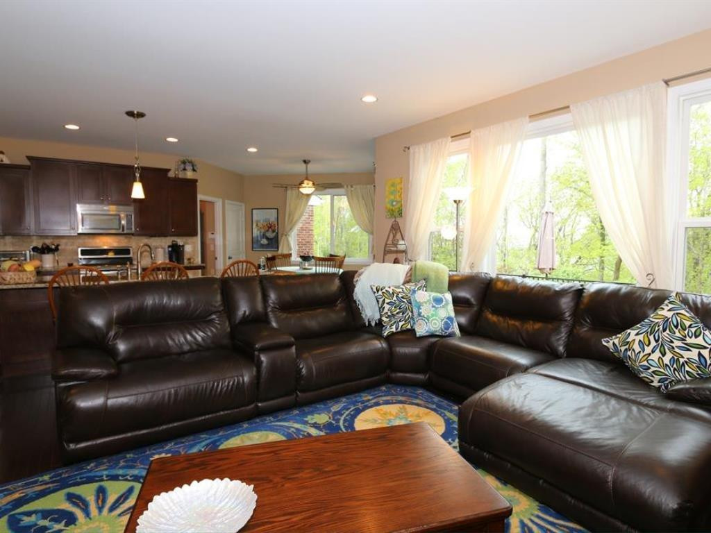 737 Sandstone Ridge Newport, KY 41076 - Photo 6 of 30 Gallery Image 6