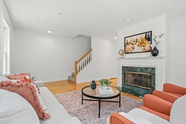 $595,000 | 5 S Commons, Unit D, Lincoln, MA 01773
