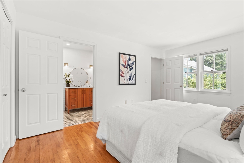 5 S Commons, Unit D Lincoln, MA 01773 - Photo 17 of 31