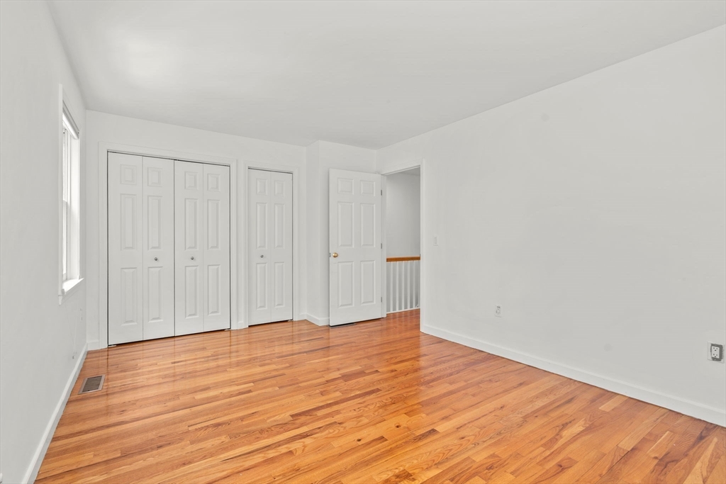 5 S Commons, Unit D Lincoln, MA 01773 - Photo 20 of 31