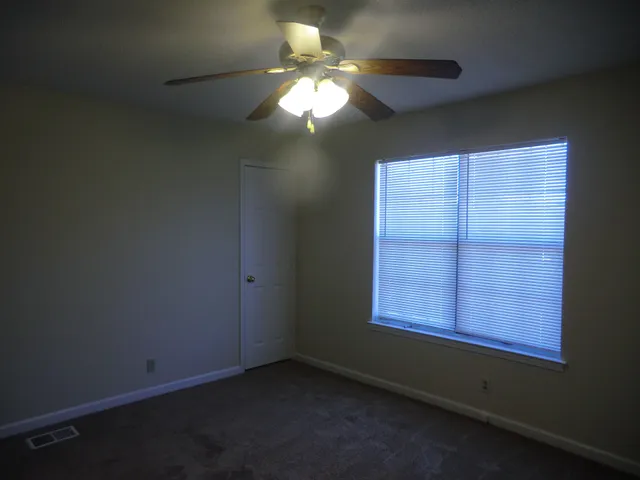 $1,200 | 400 Clearwater Drive, Nashville, TN 37217