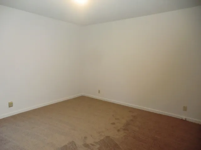 $1,200 | 400 Clearwater Drive, Nashville, TN 37217