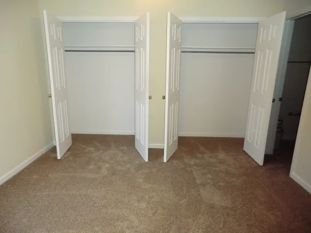 $1,200 | 400 Clearwater Drive, Nashville, TN 37217