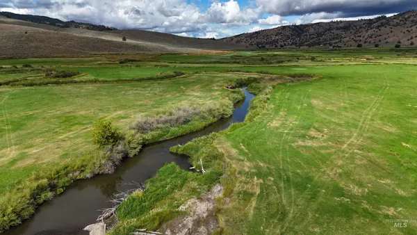 $6,900,000 | 20894 Pioneer Lane, Bridgeport, OR 97819