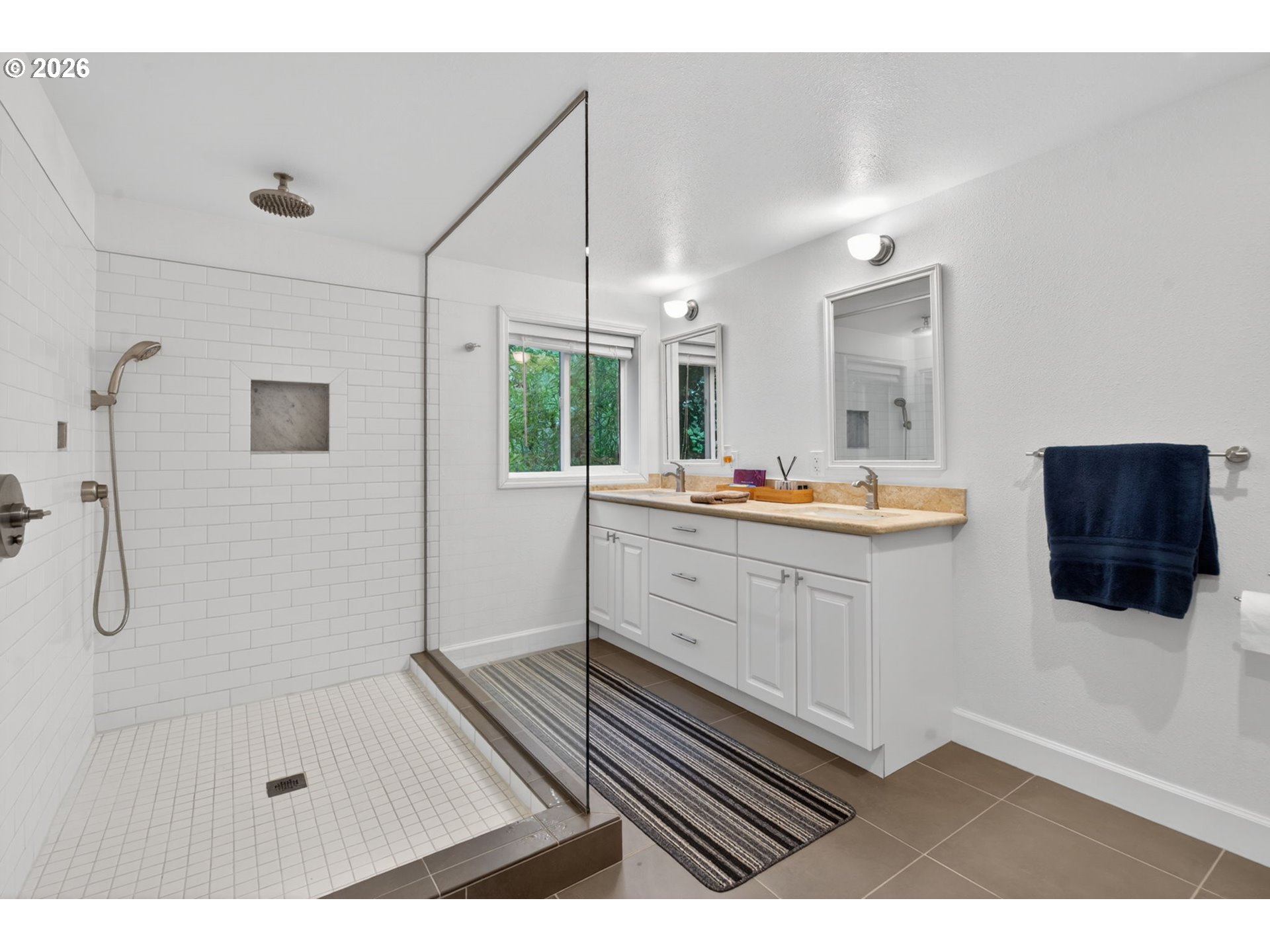 3119 Southwest Dosch Road Portland, OR 97239 - Photo 28 of 46
