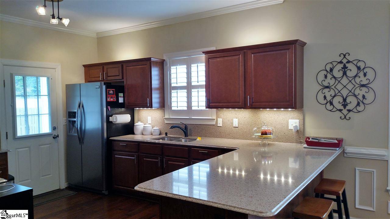 102 Mcleod Drive Anderson, SC 29621 - Photo 11 of 21