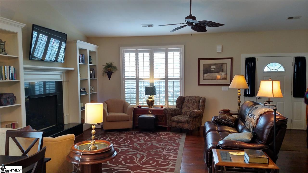 102 Mcleod Drive Anderson, SC 29621 - Photo 3 of 21