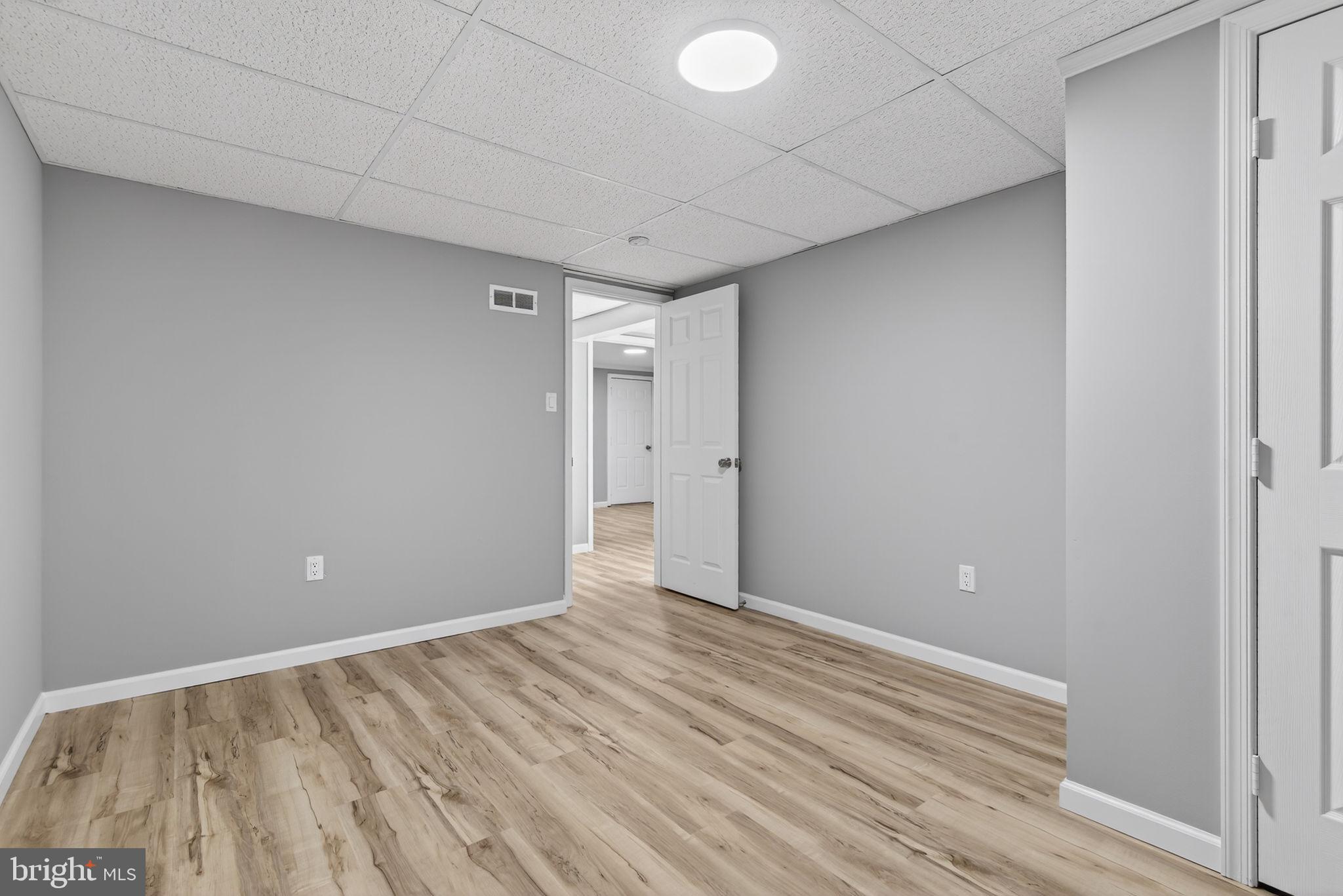 1721 Pioneer Road Lancaster, PA 17602 - Photo 34 of 44