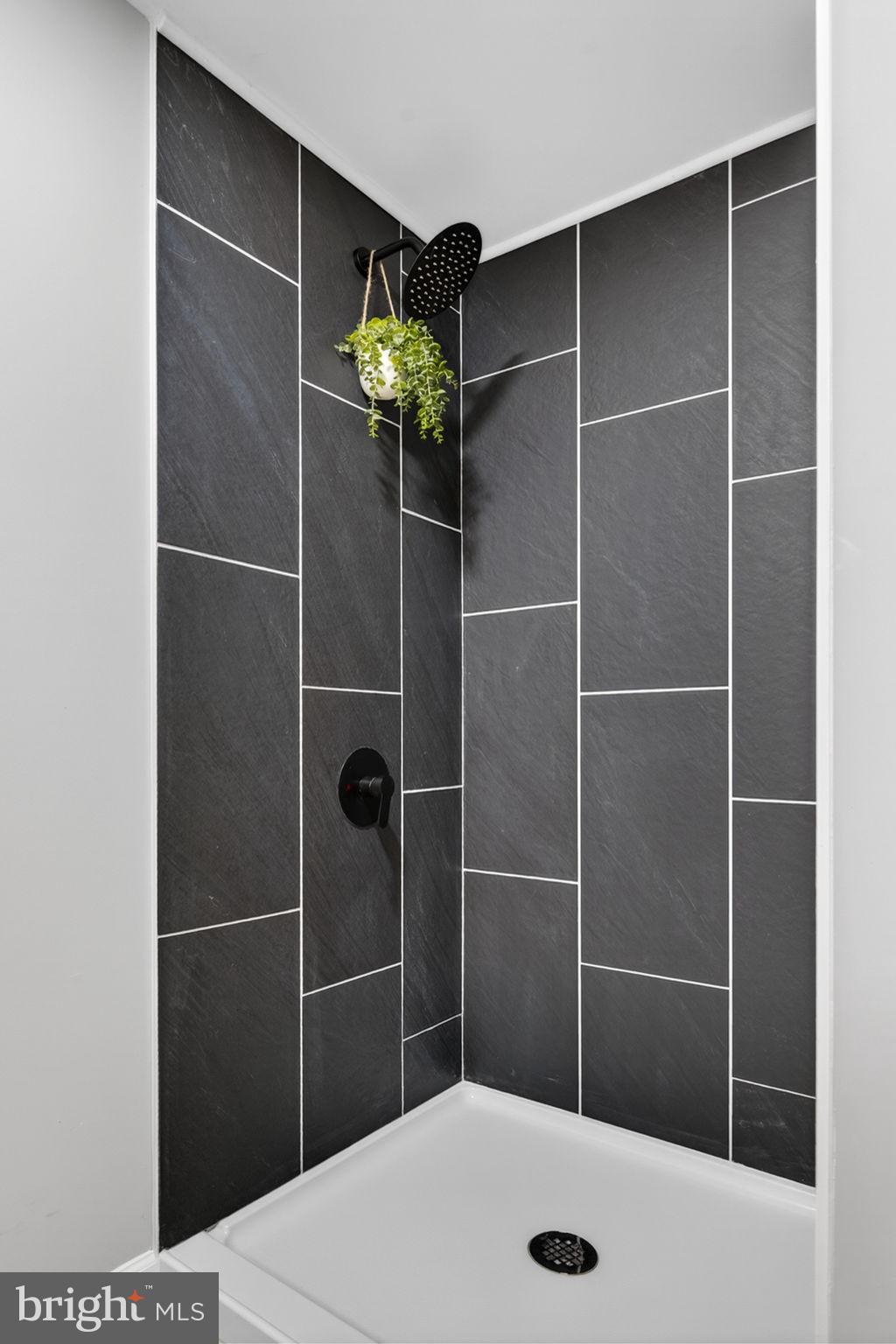 1721 Pioneer Road Lancaster, PA 17602 - Photo 39 of 44