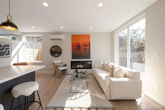 $639,800 | 1603 Southwest Kenyon Street, Seattle, WA 98106