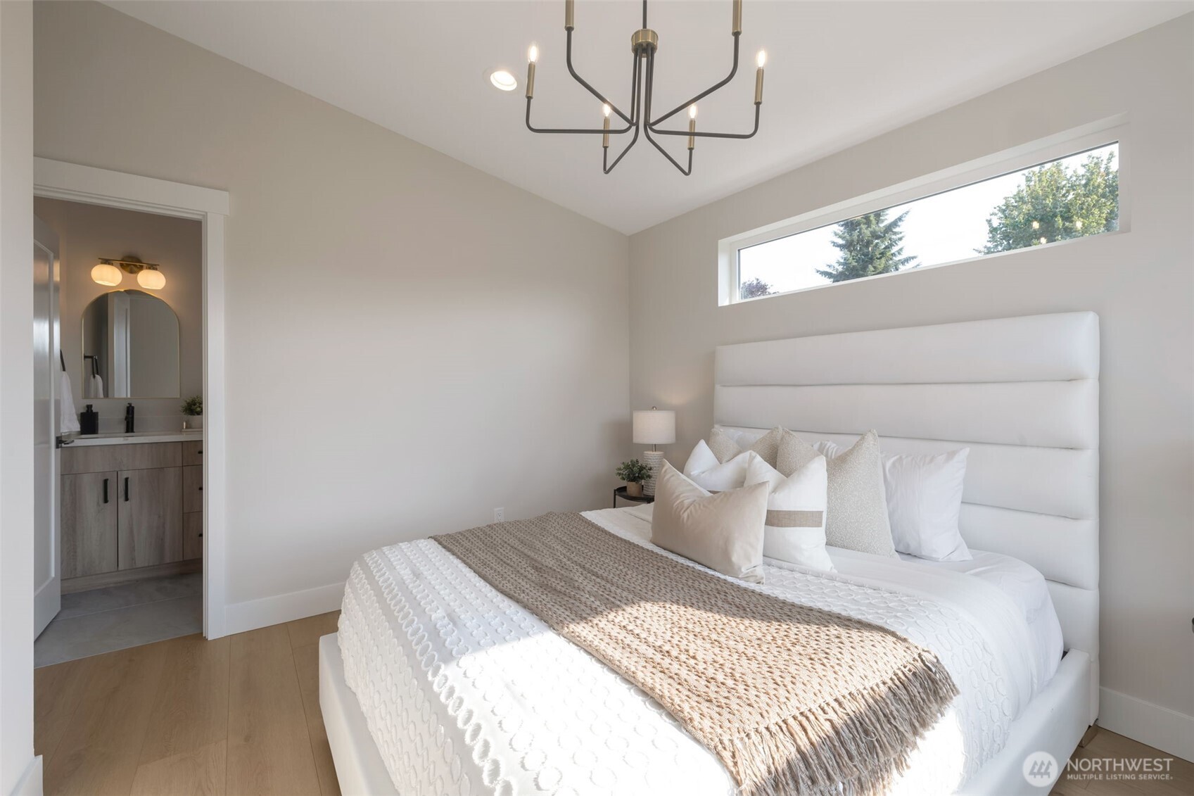 1603 Southwest Kenyon Street Seattle, WA 98106 - Photo 10 of 19