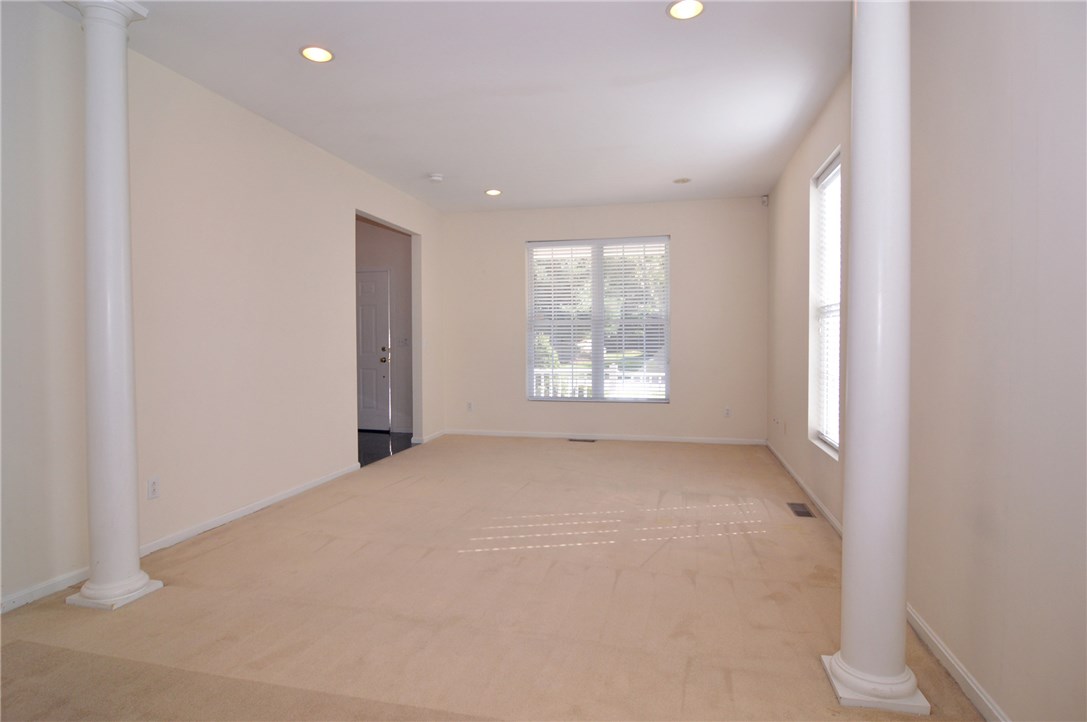 4 Alpine Ridge Smithfield, RI 02917 - Photo 10 of 34 Gallery Image 10