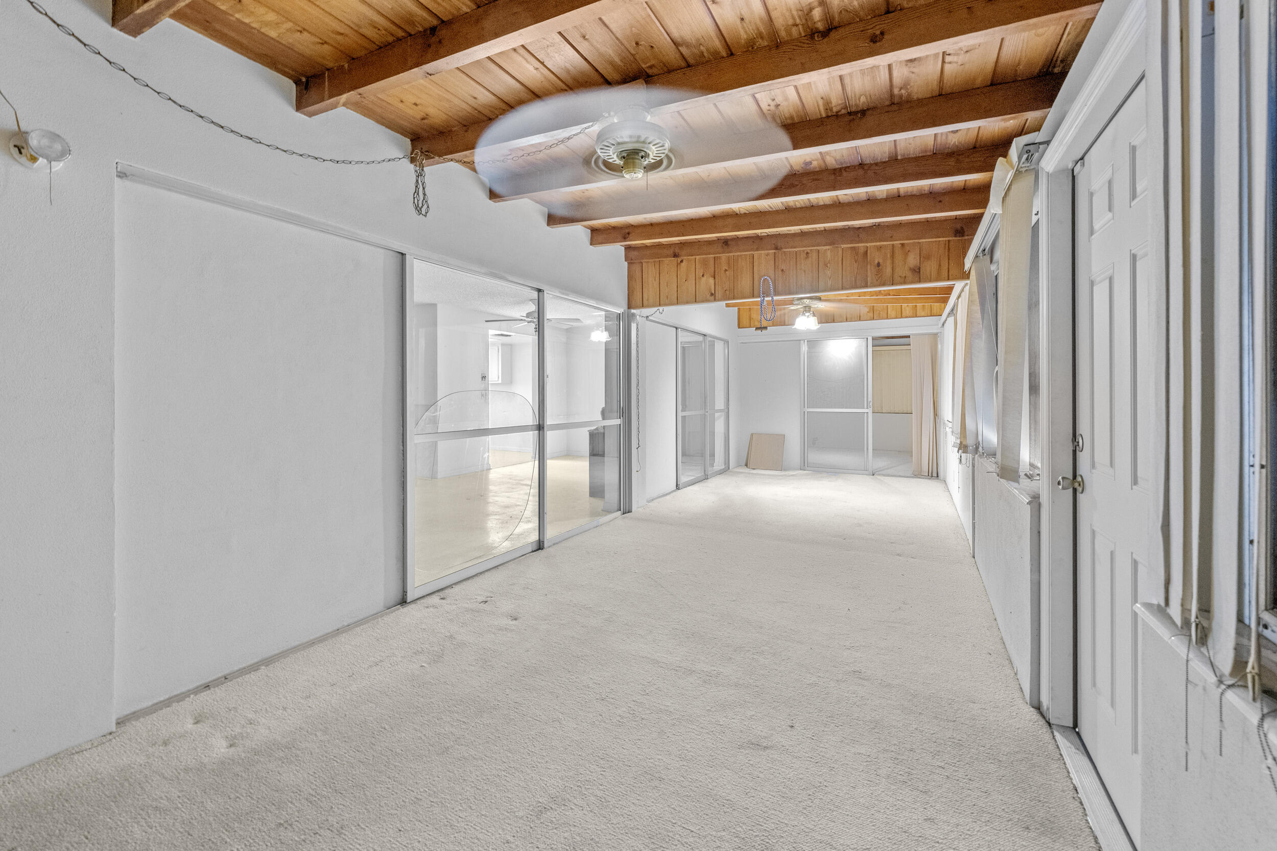 490 West 31st Street Riviera Beach, FL 33404 - Photo 11 of 29 a view of entryway