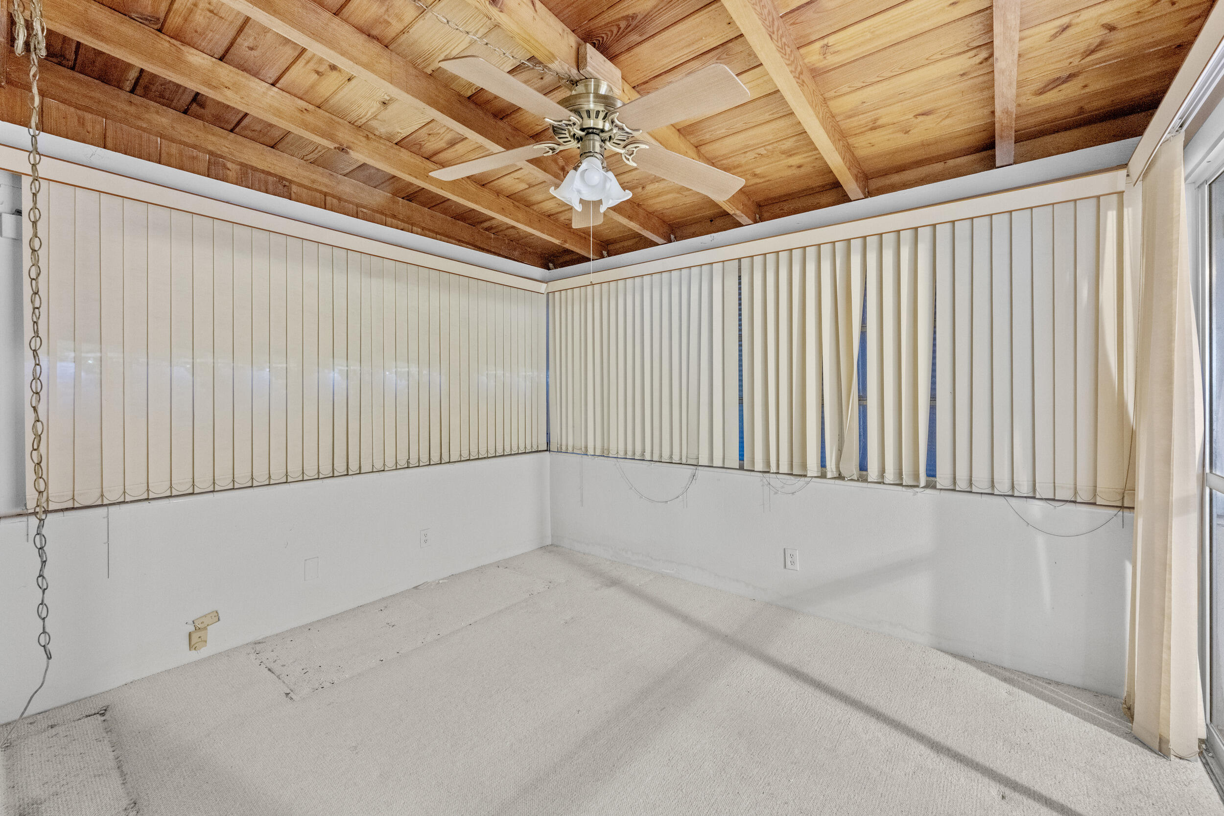 490 West 31st Street Riviera Beach, FL 33404 - Photo 20 of 29 a view of empty room