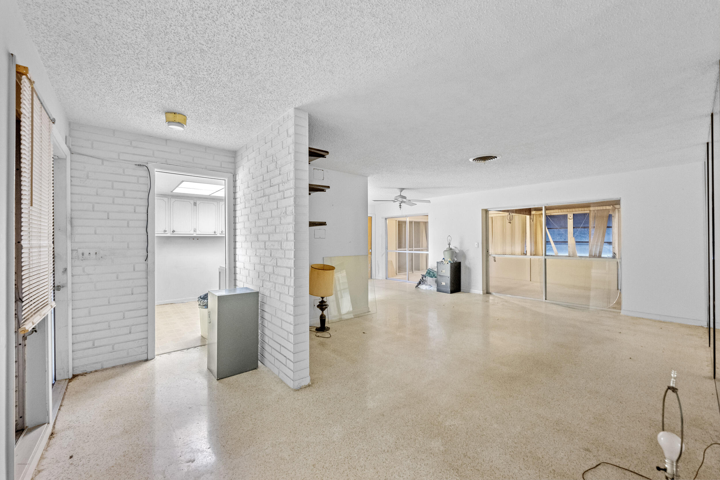 490 West 31st Street Riviera Beach, FL 33404 - Photo 10 of 29 a view of an empty room