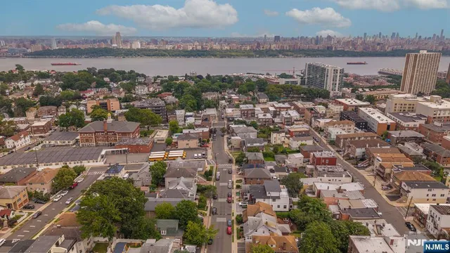 $1,250,000 | 238 Jersey Avenue, Unit C0238, Cliffside Park, NJ 07010