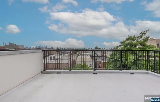 $1,250,000 | 238 Jersey Avenue, Unit C0238, Cliffside Park, NJ 07010