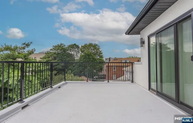 $1,250,000 | 238 Jersey Avenue, Unit C0238, Cliffside Park, NJ 07010