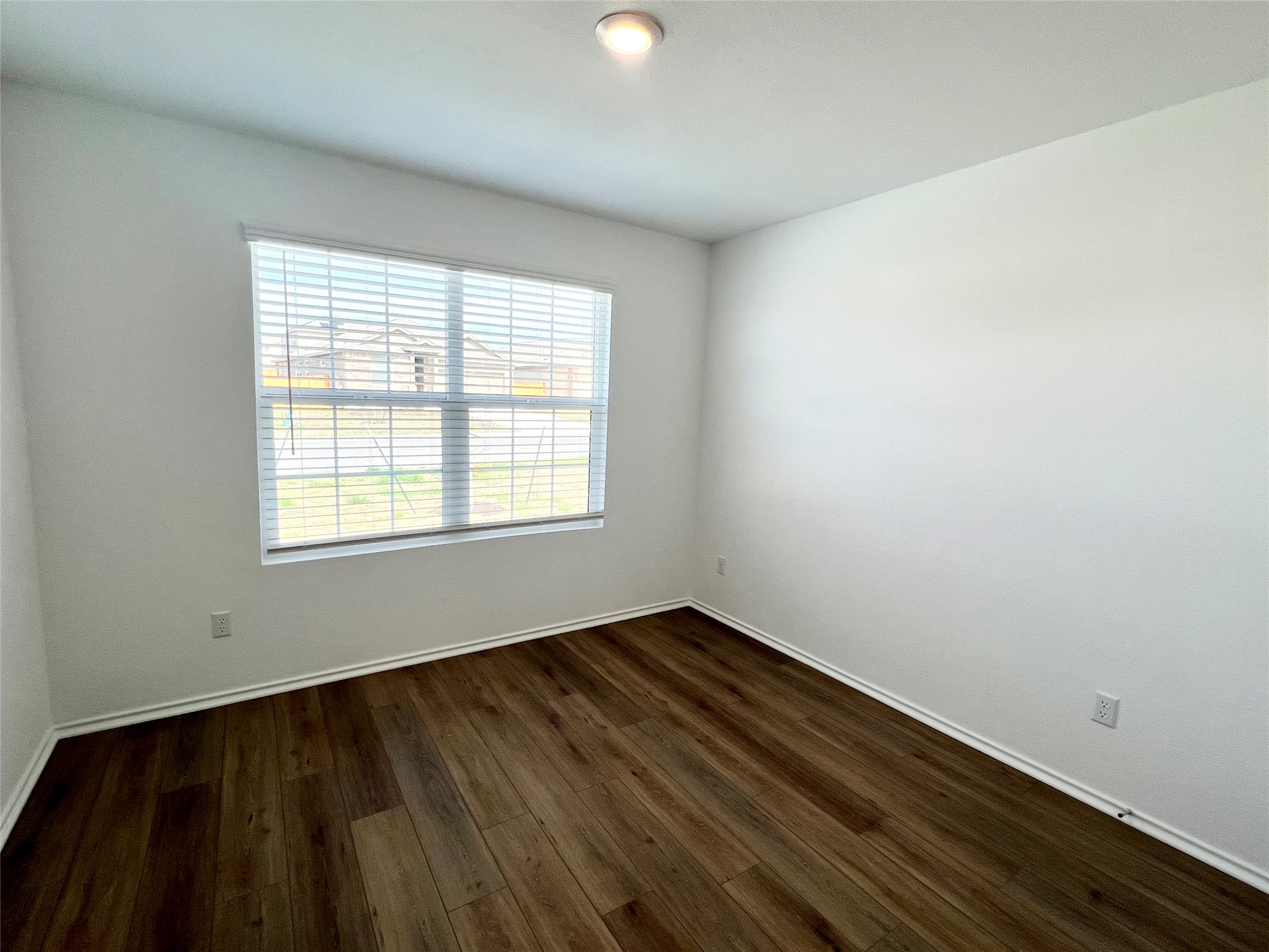 157 Perfect World Loop Jarrell, TX 76537 - Photo 10 of 21